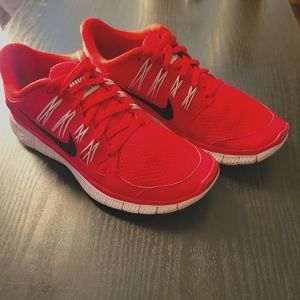 Nike Free 5.0 Size 7 Red Black White